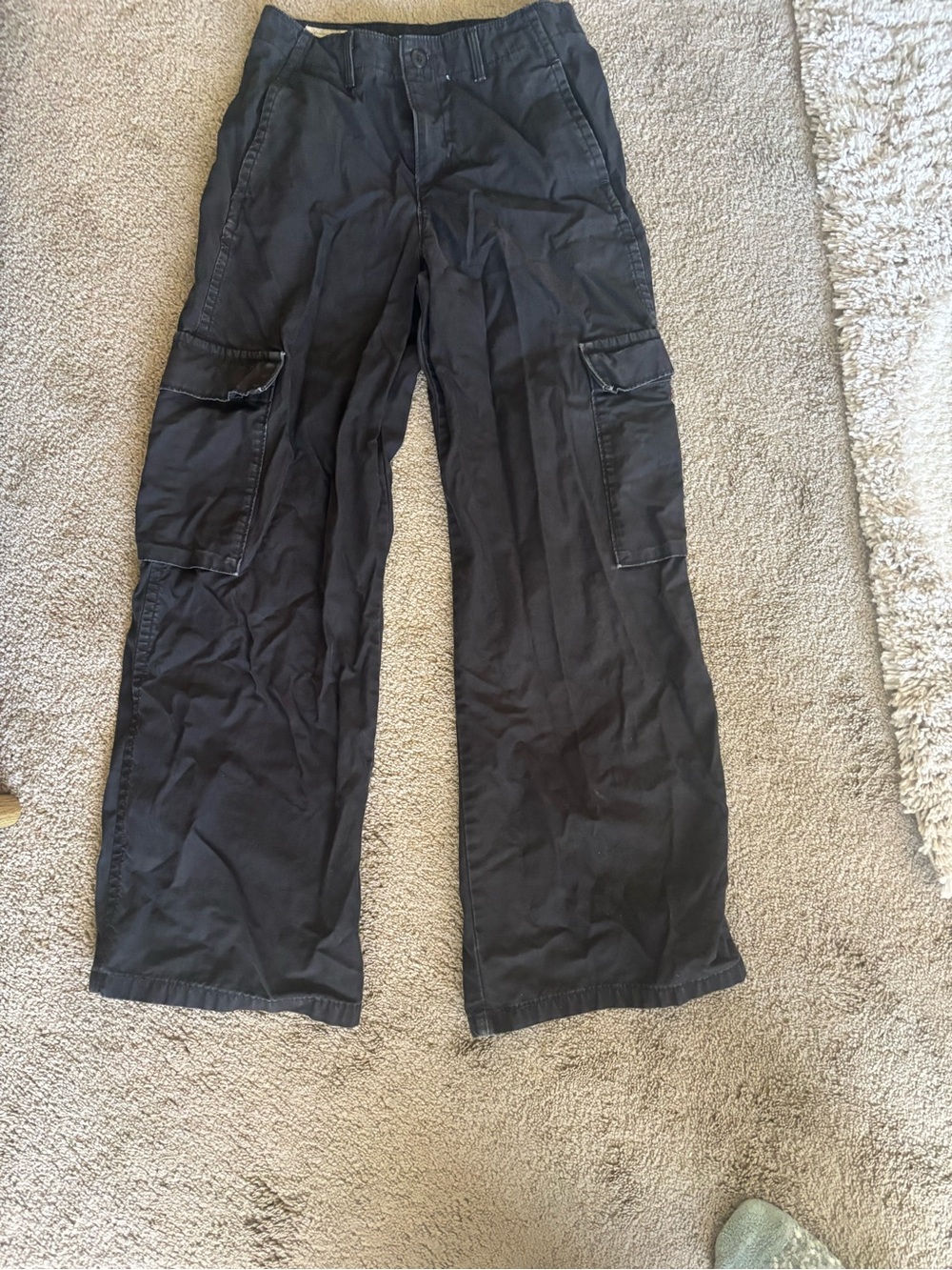 Levi's Black Women's Cargo Pants with Patch Pockets